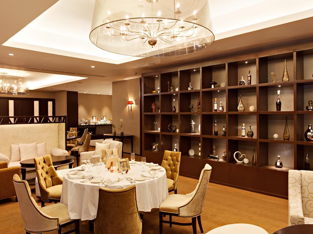 Joy Nostalg Hotel And Suites Manila Managed By The Ascott Limited Pasig City Экстерьер фото