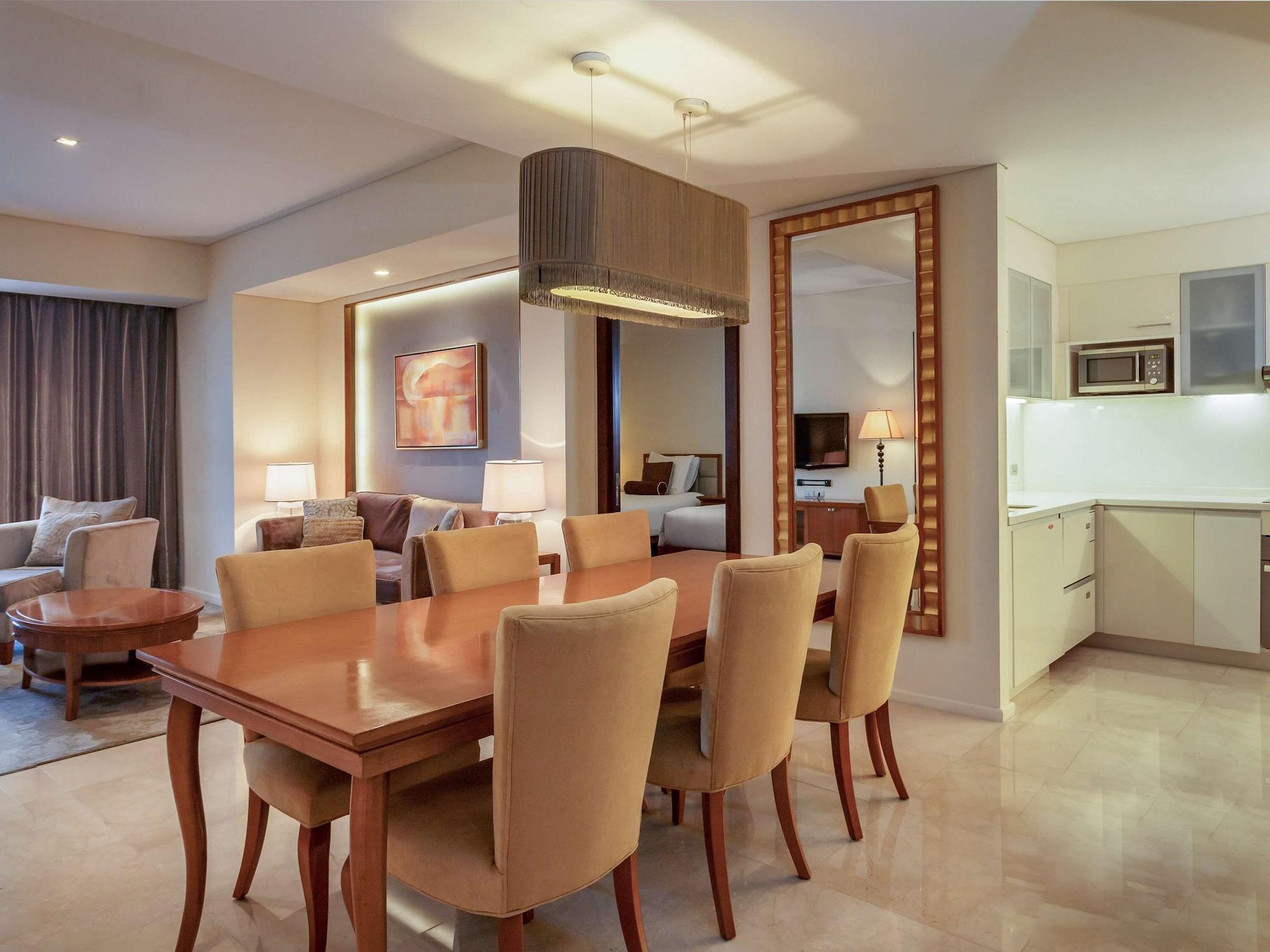 Joy Nostalg Hotel And Suites Manila Managed By The Ascott Limited Pasig City Экстерьер фото