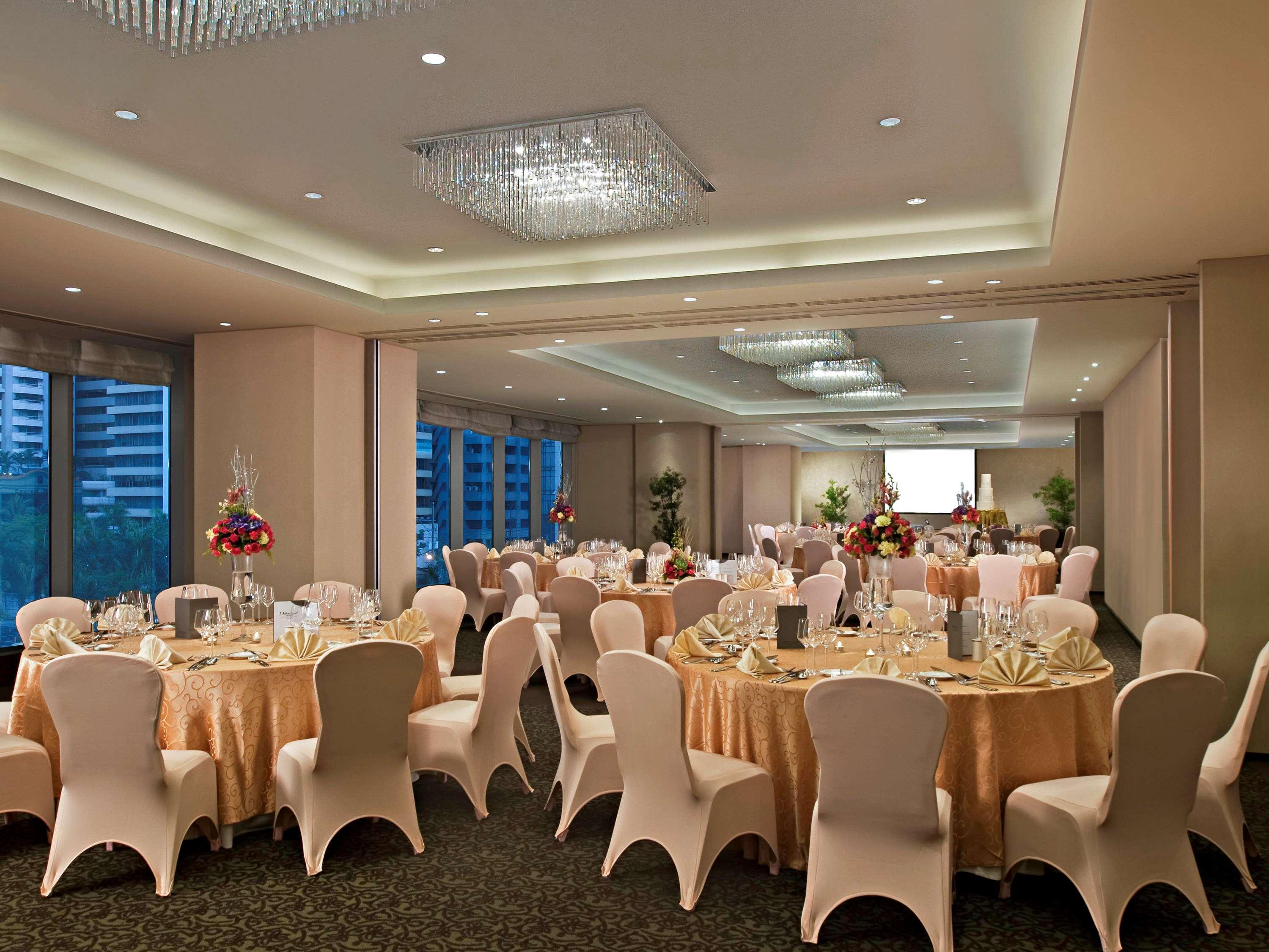Joy Nostalg Hotel And Suites Manila Managed By The Ascott Limited Pasig City Экстерьер фото