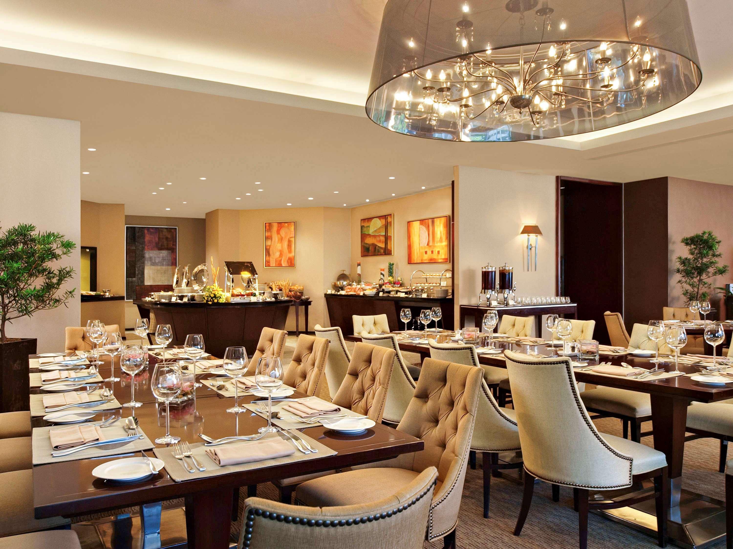 Joy Nostalg Hotel And Suites Manila Managed By The Ascott Limited Pasig City Экстерьер фото